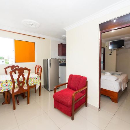 Bnb Tropical Island Aparthotel - Corales Del Sur - Santo Domingo Este Bagian luar foto