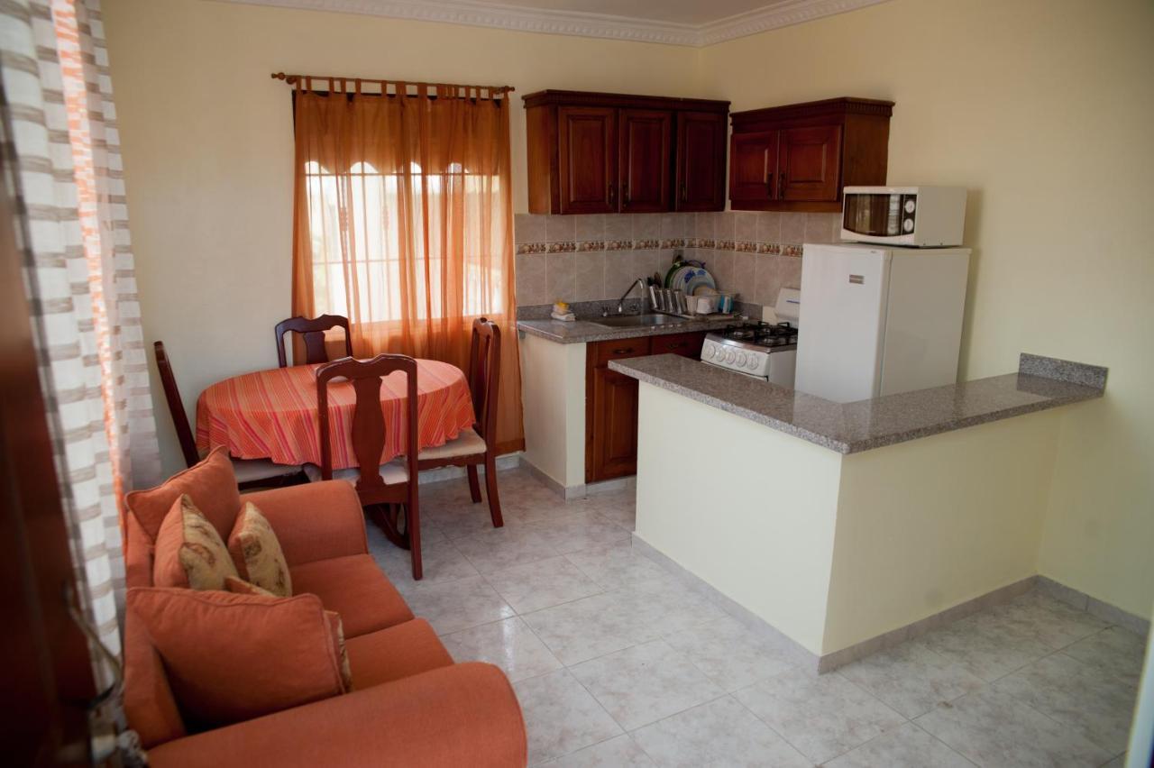 Bnb Tropical Island Aparthotel - Corales Del Sur - Santo Domingo Este La Viva Bagian luar foto