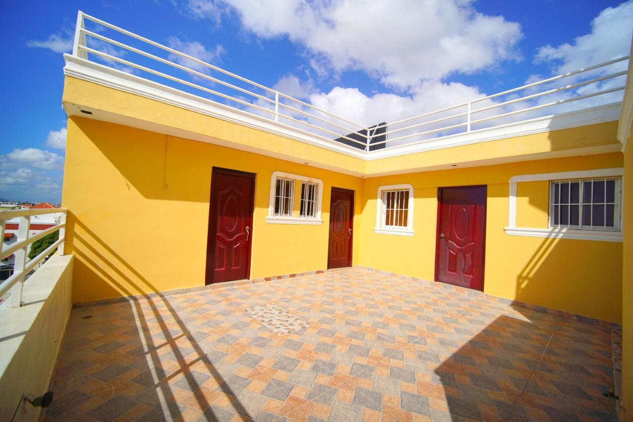 Bnb Tropical Island Aparthotel - Corales Del Sur - Santo Domingo Este Bagian luar foto