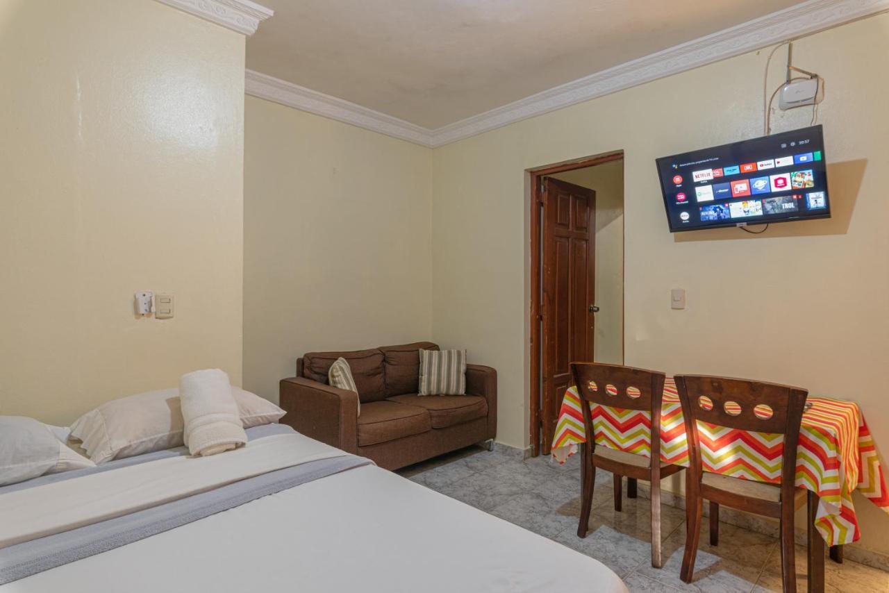 Bnb Tropical Island Aparthotel - Corales Del Sur - Santo Domingo Este La Viva Bagian luar foto