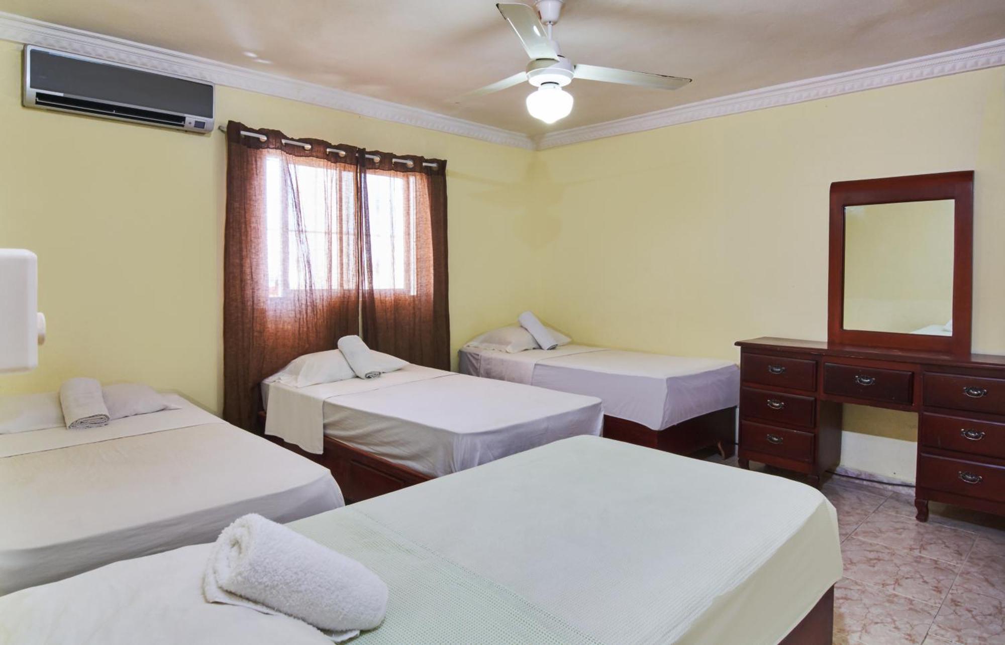 Bnb Tropical Island Aparthotel - Corales Del Sur - Santo Domingo Este La Viva Bagian luar foto
