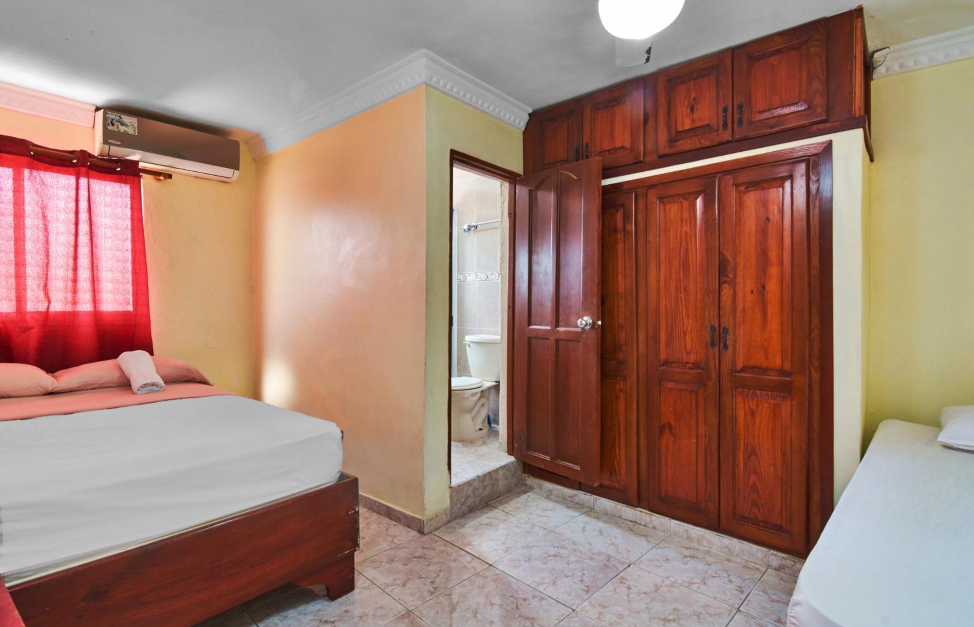 Bnb Tropical Island Aparthotel - Corales Del Sur - Santo Domingo Este Bagian luar foto