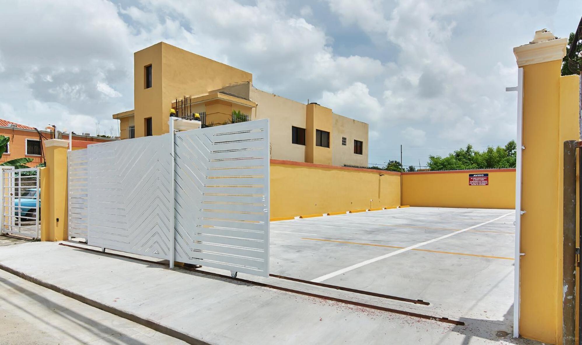 Bnb Tropical Island Aparthotel - Corales Del Sur - Santo Domingo Este Bagian luar foto